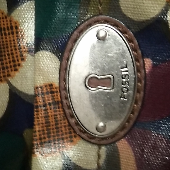 NWOT Fossil flower 🌼 purse in excellent shape - Picture 2 of 11